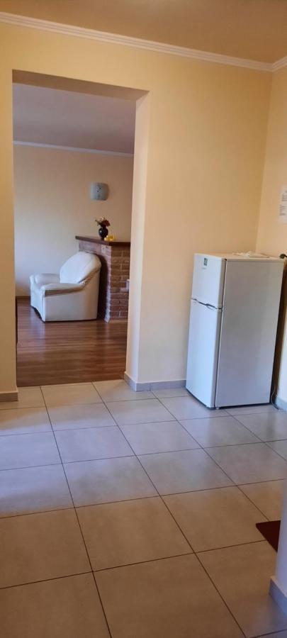 Bástya Apartmanház Sarvar Exterior foto