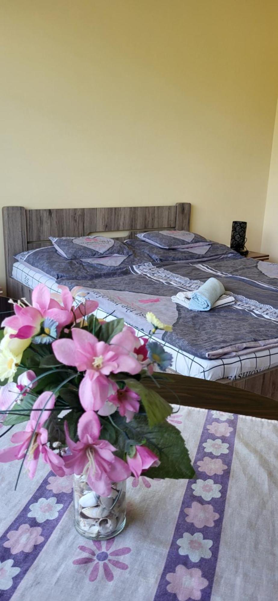Bástya Apartmanház Sarvar Exterior foto