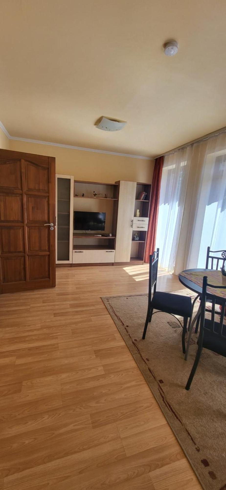 Bástya Apartmanház Sarvar Exterior foto